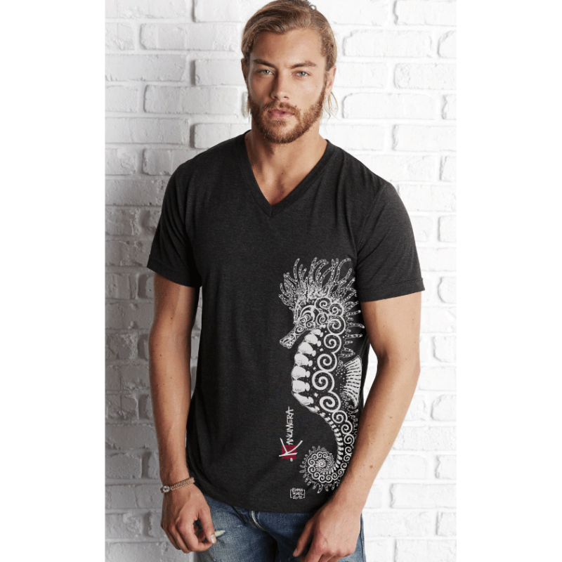 T-shirt col V L'Hippocampe Tatoo