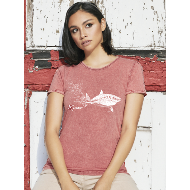 T-shirt délavé Femme Le Requin Blanc et la Plongeuse